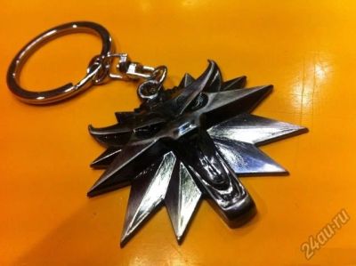 Лот: 5593906. Фото: 1. Брелок Ведьмак 3 Дикая охота... Брелоки для ключей