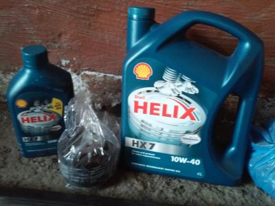 Лот: 4181298. Фото: 1. масло Shell Helix 10W-40 5л.+масляный... Масла, жидкости