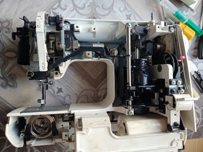 Лот: 17811636. Фото: 1. Швейная машина Jaguar model 312. Швейная, вязальная