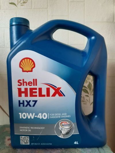 Лот: 16378850. Фото: 1. Моторное масло Shell Helix 10w-40. Масла, жидкости