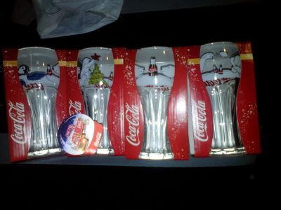 Лот: 6645869. Фото: 1. Стаканы Coca Cola 2015 4шт+магнит. Кружки, стаканы, бокалы