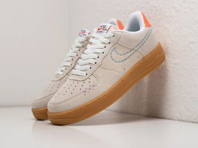 Лот: 24978146. Фото: 1. Кроссовки Nike Air Force 1 07... Кеды, кроссовки, слипоны