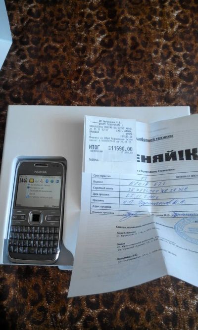 Лот: 4057190. Фото: 1. NOKIA е-72 Продам срочно. Кнопочные мобильные телефоны