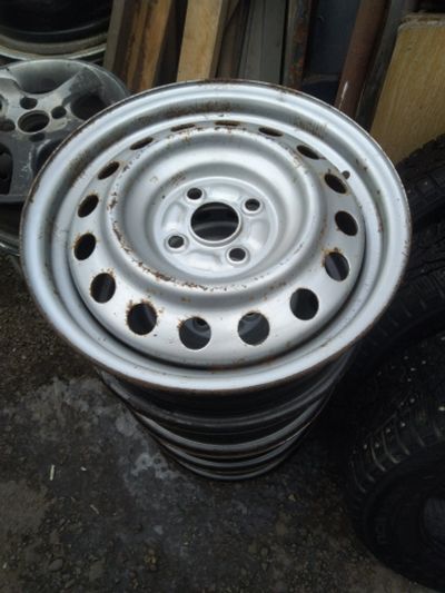 Лот: 15129416. Фото: 1. R15 4x100 штампы 4шт. Диски