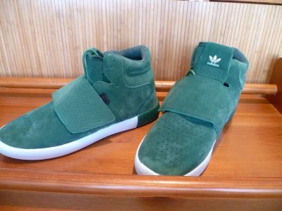 Лот: 17774286. Фото: 1. Adidas мужские иск замша 44 р. Кеды, кроссовки, слипоны