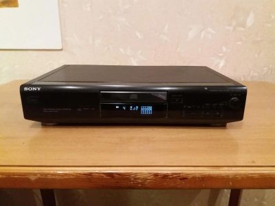 Лот: 10816631. Фото: 1. Сd проигрыватель sony CDP-XE200. CD-проигрыватели и чейнджеры