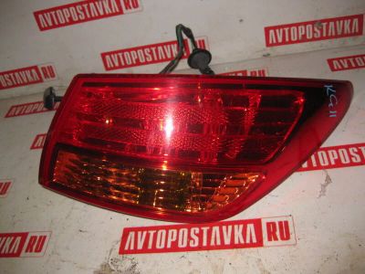 Лот: 20896006. Фото: 1. Фонарь Nissan Bluebird Sylphy... Двигатель и элементы двигателя