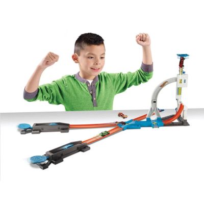 Лот: 6952985. Фото: 1. Hot Wheels Track Builder System... Конструкторы