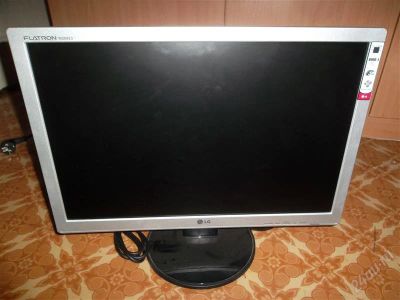 Лот: 1477955. Фото: 1. Монитор LG W2042S. ЖК-мониторы