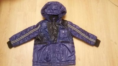 Лот: 10130228. Фото: 1. Демисезонная куртка для мальчика... Верхняя одежда