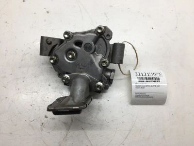 Лот: 20386031. Фото: 1. Насос масляный Toyota Avensis... Двигатель и элементы двигателя