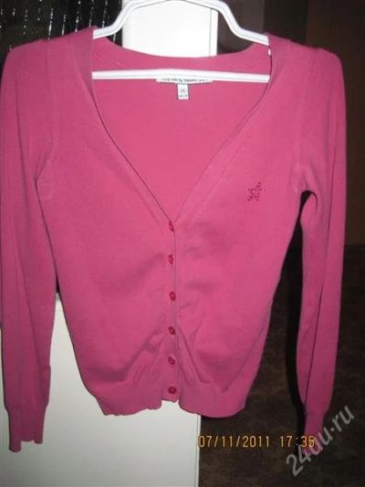 Лот: 1322592. Фото: 1. Кофта BERSHKA р. S. Свитеры, толстовки, худи