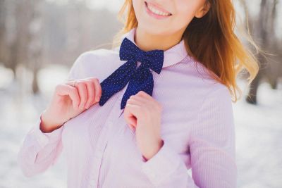 Лот: 7026829. Фото: 1. Женская галстук-бабочка синяя... Галстуки