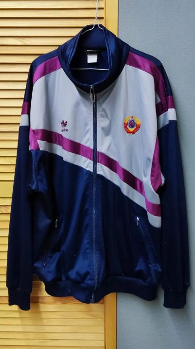Лот: 25117657. Фото: 1. Ретро Кофта спортивная Adidas... Другое (спортивная одежда)