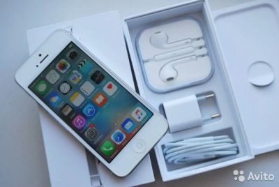 Лот: 7155915. Фото: 1. Apple iPhone 5 16GB white. Смартфоны