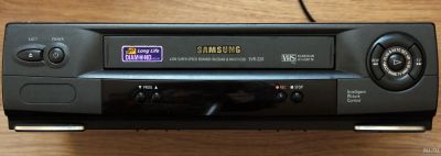 Лот: 13210656. Фото: 1. Видеомагнитофон Samsung SVR-220... Видеомагнитофоны