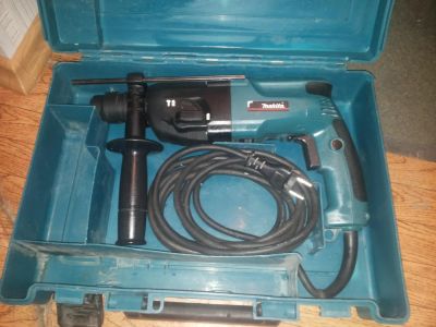 Лот: 6928289. Фото: 1. перфоратор макита makita hr2440. Электроинструмент