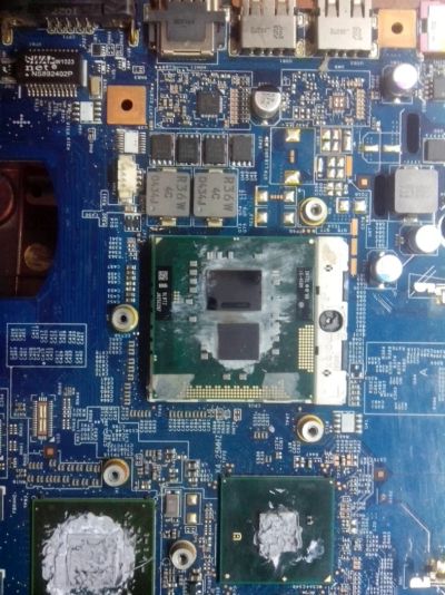 Лот: 11045243. Фото: 1. Intel Core i5 450M. Процессоры