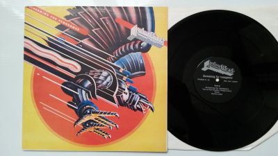 Лот: 12954686. Фото: 1. Виниловая пластинка Judas Priest. Аудиозаписи