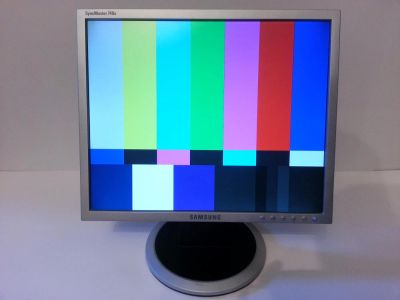 Лот: 4520338. Фото: 1. Монитор 17'' Samsung 740N + кабель... ЖК-мониторы