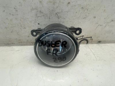 Лот: 23606776. Фото: 1. Фара противотуманная Renault Duster... Другое (автозапчасти)