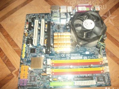 Лот: 7117594. Фото: 1. gigabyte ga-965gm-s2 DDR2 4 слота... Материнские платы