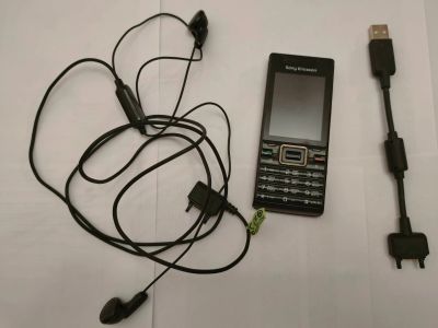 Лот: 18453993. Фото: 1. Sony Ericsson J10i2. Кнопочные мобильные телефоны