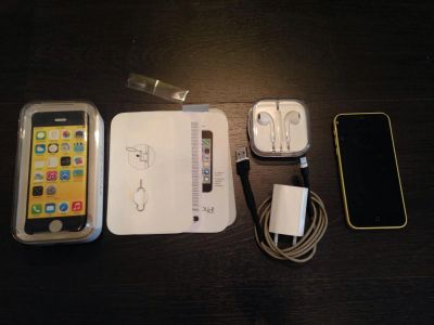 Лот: 6615887. Фото: 1. Iphone 5c рст 16gb желтый полный... Смартфоны