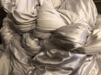 Лот: 14032272. Фото: 1. Атлас ткань. Ткани, нитки, пряжа