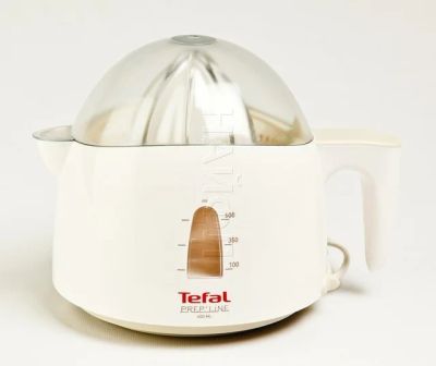 Лот: 10306099. Фото: 1. Соковыжималка для цитрусовых tefal... Кухонная