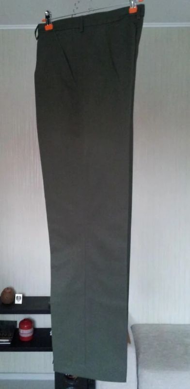 Лот: 4971969. Фото: 1. Брюки Размер 48/3. Брюки, джинсы, шорты