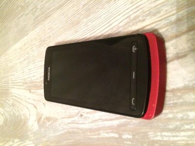 Лот: 5089683. Фото: 1. Nokia 700. Кнопочные мобильные телефоны