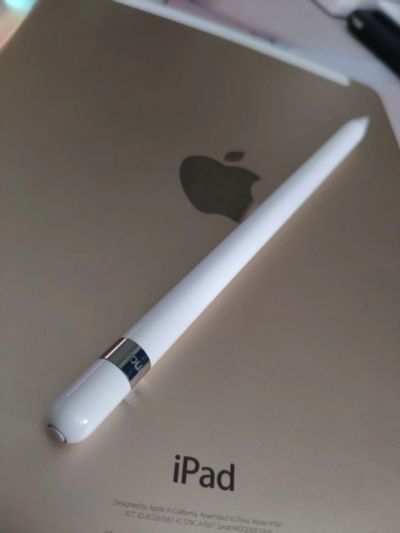 Лот: 20722868. Фото: 1. Apple Pencil / карандаш / стилус. Стилусы, перчатки для экрана
