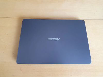 Лот: 18681381. Фото: 1. ASUS UX430 I7 8550 16Gb 512GB... Ноутбуки