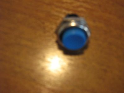 Лот: 5364646. Фото: 1. Кнопочный переключатель (кнопка... Реле, тумблеры, переключатели