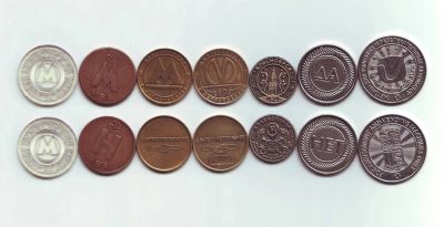 Лот: 19423500. Фото: 1. Жетоны - разные всякие 7 шт... Другое (значки, медали, жетоны)