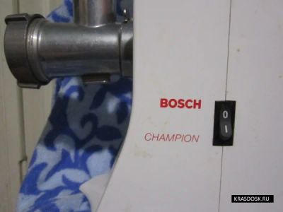 Лот: 7298836. Фото: 1. Мясорубка BOSCH Champion MFW 15... Кухонная