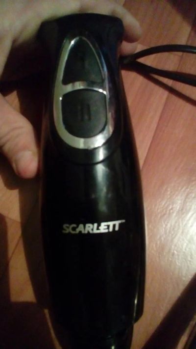 Лот: 9785811. Фото: 1. Блендер Scarlett. Кухонная