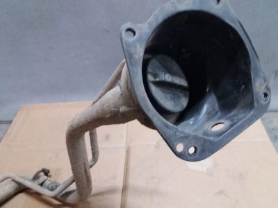 Лот: 19405107. Фото: 1. Горловина топливного бака toyota... Топливная система