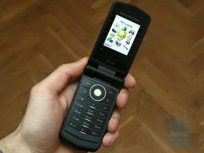 Лот: 3034986. Фото: 1. Sony Ericsson z 555i. Корпуса, клавиатуры, кнопки
