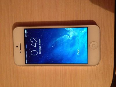 Лот: 4263940. Фото: 1. Apple iPhone 5 16Gb белый. Смартфоны