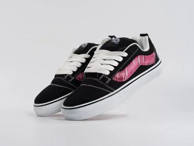 Лот: 25106761. Фото: 1. Кеды VANS Knu Skool. Кеды, кроссовки, слипоны