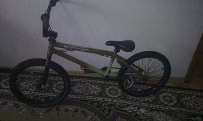 Лот: 3357631. Фото: 1. продам отличный BMX. Велосипеды
