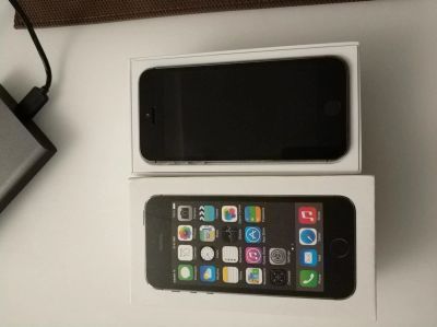 Лот: 10492673. Фото: 1. Iphone 5S. Смартфоны