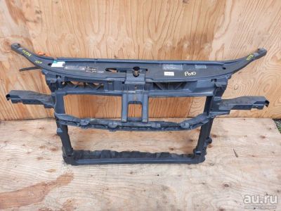 Лот: 18537332. Фото: 1. Рамка радиатора Volkswagen Polo... Кузов