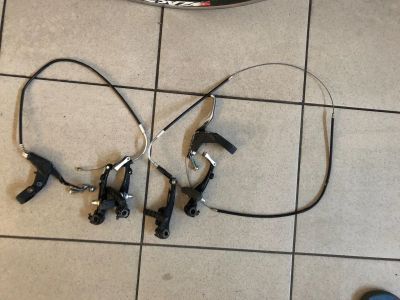 Лот: 11914425. Фото: 1. Тормоза v-brake Tektro+тормозные... Запчасти