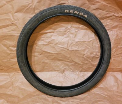 Лот: 15772656. Фото: 1. Покрышка Kenda BMX. Запчасти