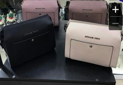 Лот: 9586950. Фото: 1. Сумка Michael Kors. Сумки