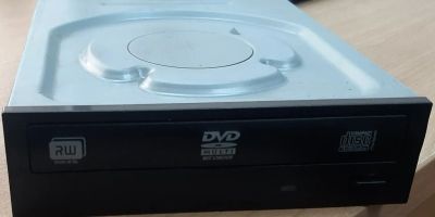 Лот: 21773630. Фото: 1. Привод DVD RW. Приводы CD, DVD, BR, FDD