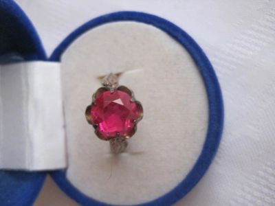 Лот: 4860860. Фото: 1. Кольцо-серебро 925 проба с рубином. Кольца, перстни